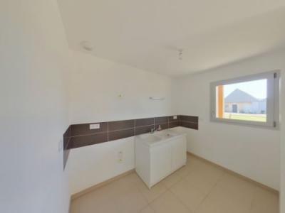 For rent Saint-amand-montrond 2 rooms 54 m2 Cher (18200) photo 1