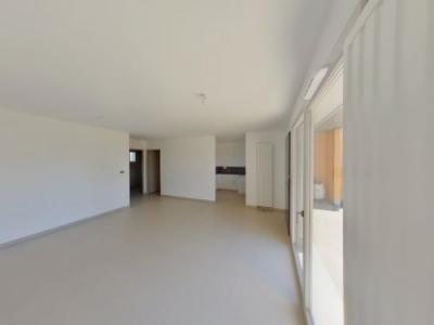 For rent Saint-amand-montrond 2 rooms 54 m2 Cher (18200) photo 2