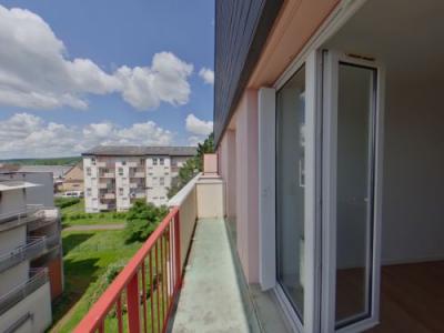 For rent Saint-amand-montrond 3 rooms 64 m2 Cher (18200) photo 2