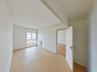 For rent Saint-amand-montrond 3 rooms 64 m2 Cher (18200) photo 4