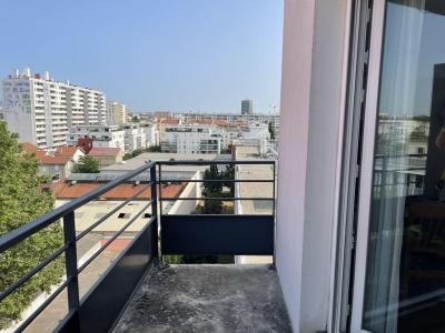 For sale 1 room 24 m2 Rhone (69008) photo 0