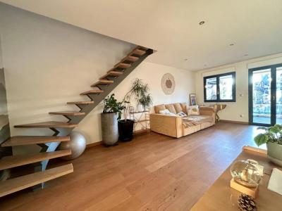 For sale Annecy 4 rooms 134 m2 Haute savoie (74000) photo 3