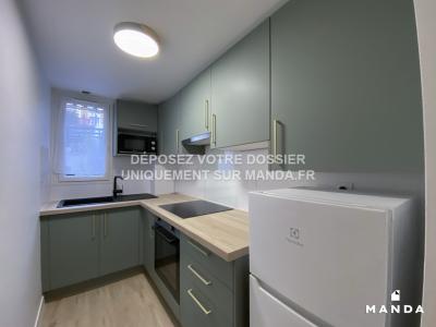 For rent Issy-les-moulineaux 2 rooms 40 m2 Hauts de Seine (92130) photo 4
