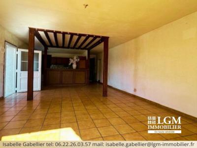 For sale Gannat 4 rooms 102 m2 Allier (03800) photo 4