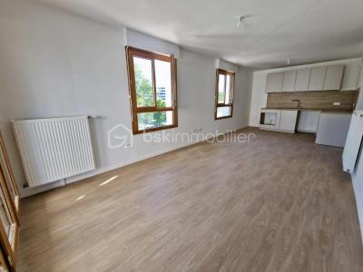 For rent Champs-sur-marne 3 rooms 62 m2 Seine et marne (77420) photo 2