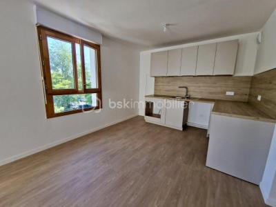 For rent Champs-sur-marne 3 rooms 62 m2 Seine et marne (77420) photo 3
