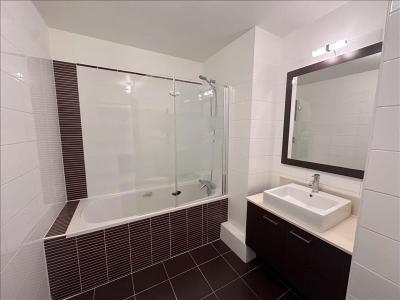 Louer Appartement Suresnes 1260 euros