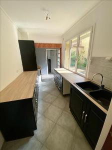 For rent Saint-quentin 5 rooms 131 m2 Aisne (02100) photo 2