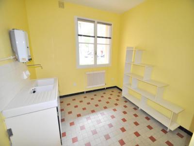 For rent Lyon-3eme-arrondissement 2 rooms 46 m2 Rhone (69003) photo 3