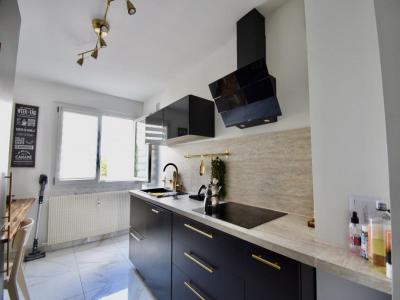 For sale Hoenheim 6 rooms 104 m2 Bas rhin (67800) photo 3
