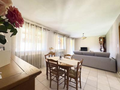 For sale Genas 6 rooms 150 m2 Rhone (69740) photo 3