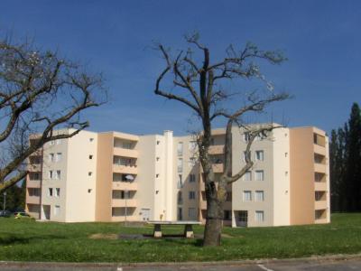 For rent Vouziers 4 rooms 85 m2 Ardennes (08400) photo 0