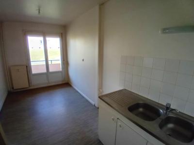 For rent Vouziers 4 rooms 85 m2 Ardennes (08400) photo 2