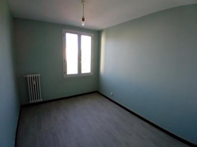 For rent Vouziers 4 rooms 74 m2 Ardennes (08400) photo 1
