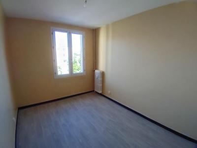 For rent Vouziers 4 rooms 74 m2 Ardennes (08400) photo 2
