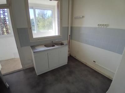 For rent Vouziers 4 rooms 74 m2 Ardennes (08400) photo 0