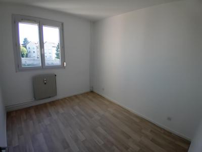 For rent Vouziers 4 rooms 85 m2 Ardennes (08400) photo 3