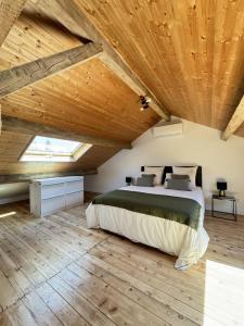 For sale Champagne-au-mont-d'or 5 rooms 185 m2 Rhone (69410) photo 0