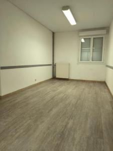 Louer Bureau 97 m2 Tournon-sur-rhone