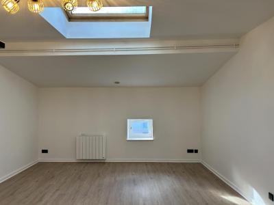 For rent Villefranche-sur-saone 1 room 28 m2 Rhone (69400) photo 1