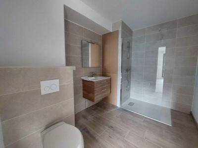 For rent Clermont-ferrand 2 rooms 41 m2 Puy de dome (63100) photo 2
