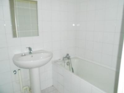 For rent Lyon-3eme-arrondissement 1 room 45 m2 Rhone (69003) photo 4