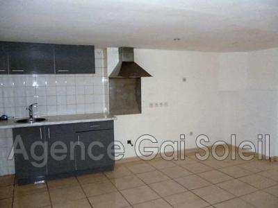 For rent Puimisson 2 rooms 45 m2 Herault (34480) photo 2
