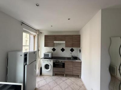 For rent Marseille-2eme-arrondissement 2 rooms 36 m2 Bouches du Rhone (13002) photo 3