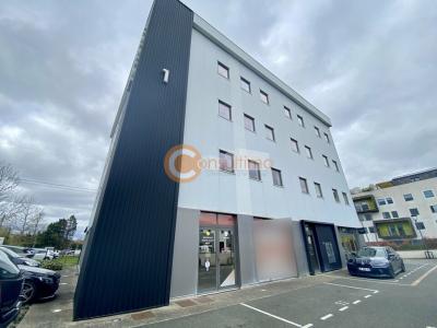 Annonce Vente Bureau Tresses 33