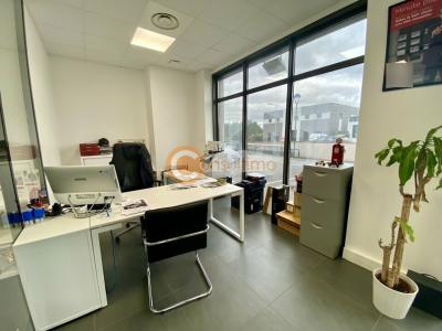Acheter Bureau Tresses 286200 euros