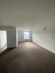 For rent Paris-9eme-arrondissement 136 m2 Paris (75009) photo 3