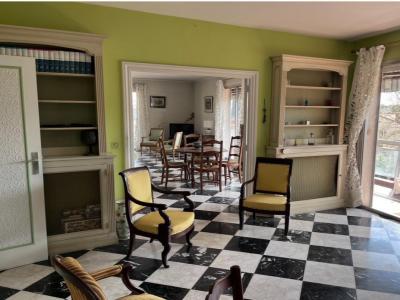 For sale Montpellier 5 rooms 194 m2 Herault (34000) photo 2