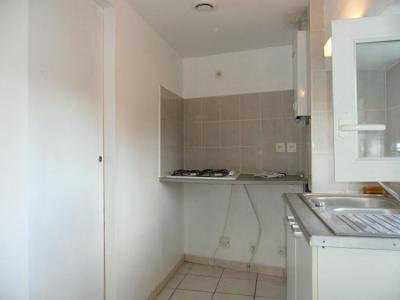For rent Saint-estephe 2 rooms 36 m2 Gironde (33180) photo 2