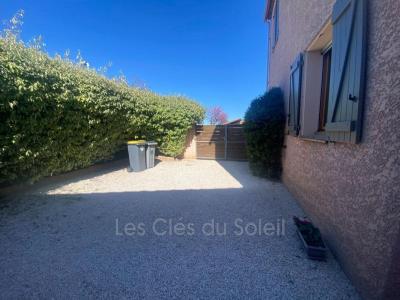 For rent Brignoles 5 rooms 94 m2 Var (83170) photo 2