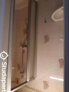 For rent Villeurbanne 1 room 90 m2 Rhone (69100) photo 1