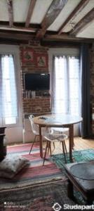 Annonce Location 2 pices Appartement Paris-18eme-arrondissement 75