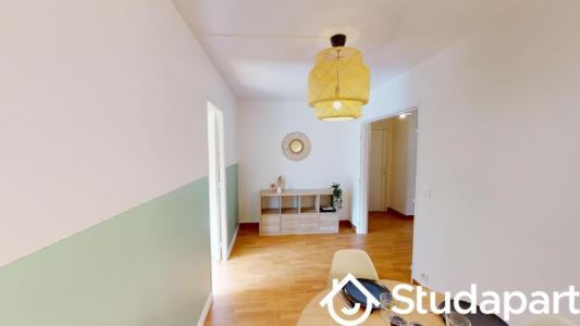Louer Appartement Courbevoie 885 euros