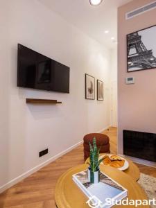 For rent Paris-17eme-arrondissement 1 room 11 m2 Paris (75017) photo 0