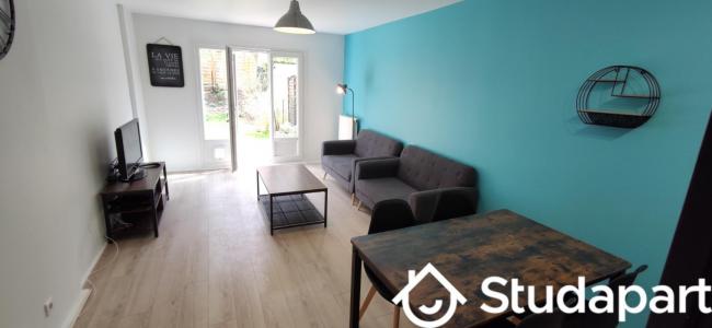 For rent Champs-sur-marne 1 room 10 m2 Seine et marne (77420) photo 0