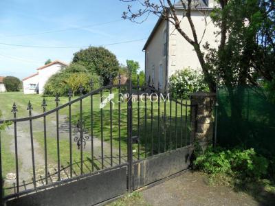 For sale Fleix 11 rooms 232 m2 Vienne (86300) photo 0