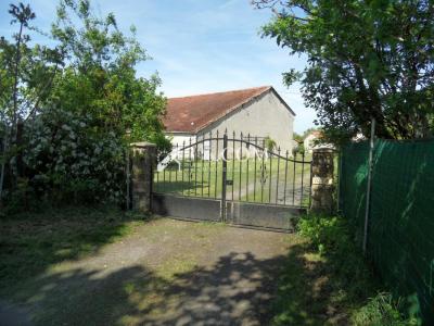 For sale Fleix 11 rooms 232 m2 Vienne (86300) photo 2