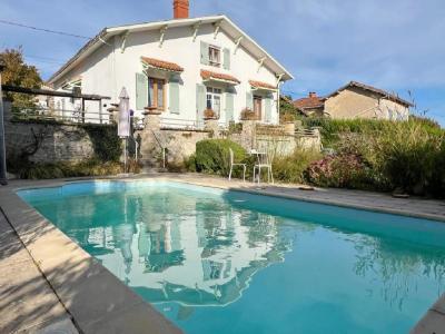 For sale CELLEFROUIN 7 rooms 199 m2 Charente (16450) photo 0