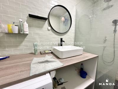 Louer Appartement 13 m2 Evry