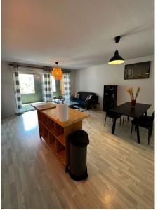 For rent Bordeaux 3 rooms 68 m2 Gironde (33000) photo 0
