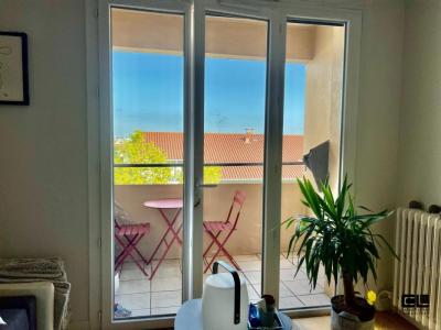 For rent Lyon-3eme-arrondissement 2 rooms 50 m2 Rhone (69003) photo 2