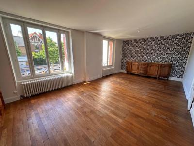 For rent Clermont-ferrand 5 rooms 136 m2 Puy de dome (63000) photo 1