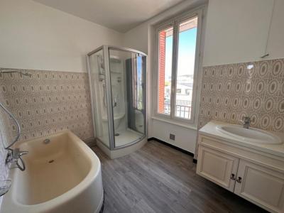 For rent Clermont-ferrand 5 rooms 136 m2 Puy de dome (63000) photo 4