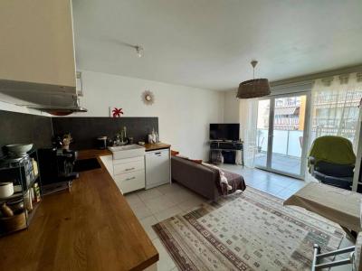 For sale Nice 2 rooms 43 m2 Alpes Maritimes (06300) photo 2
