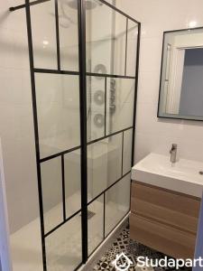 For rent Nantes 1 room 10 m2 Loire atlantique (44200) photo 2