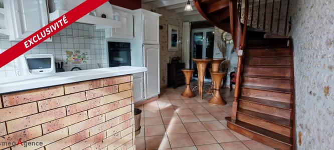 For sale Saint-andre-de-lidon 7 rooms 180 m2 Charente maritime (17260) photo 4